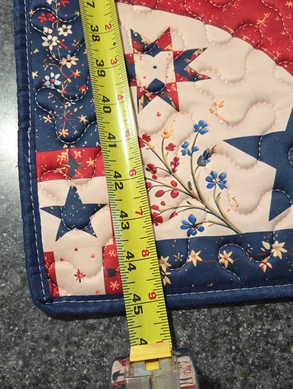 Table Runner - Picture 6 of 8